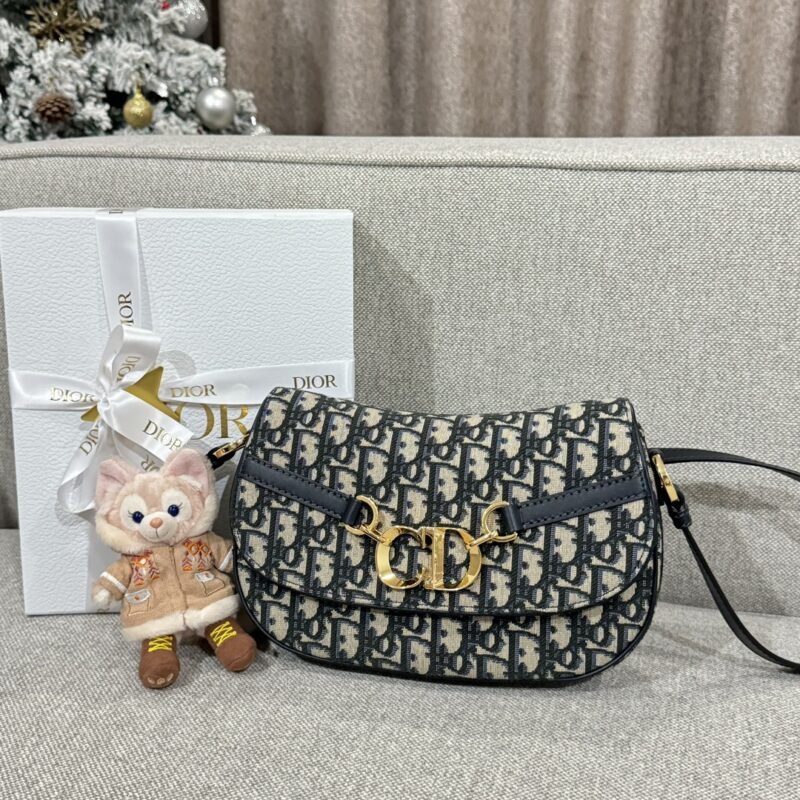 DIOR Small CD Besace Bag - Image 9