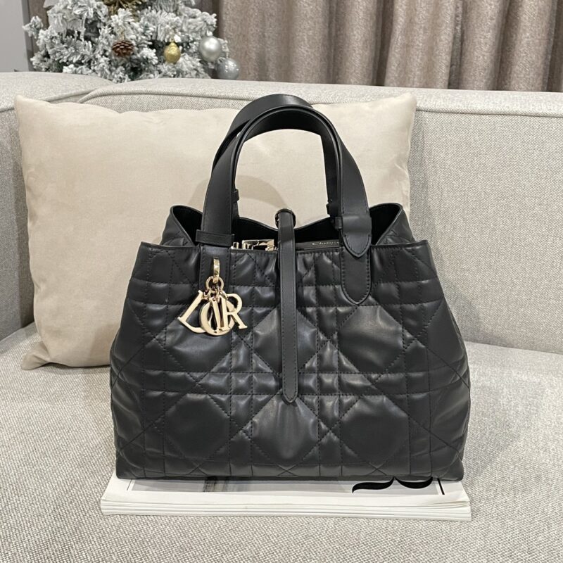 Medium Dior Toujours Bag Black Macrocannage Calfskin - Image 8