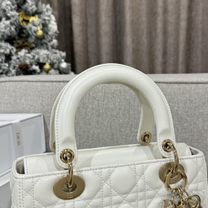 Medium Lady Dior Bag Latte Cannage Lambskin - Image 4