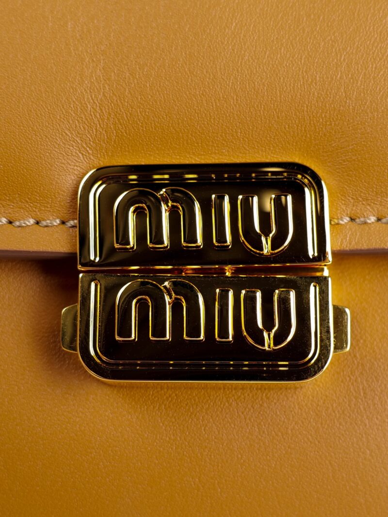 Miumiu Leather shoulder bag Cognac - Image 7