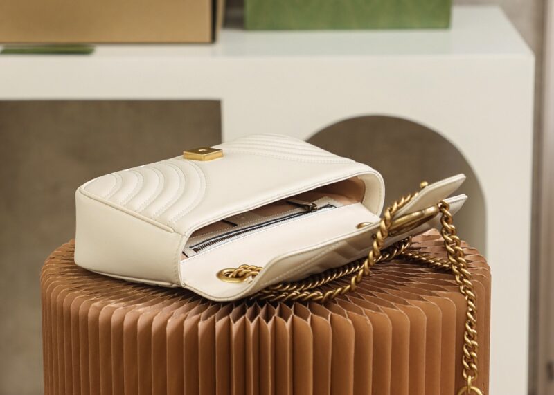 GG Marmont small shoulder bag White Leather - Image 9