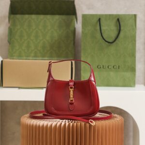 Replica Gucci Jackie 1961 Mini Shoulder Bag Red – Smooth Leather Bag with Gold-Toned Piston Closure