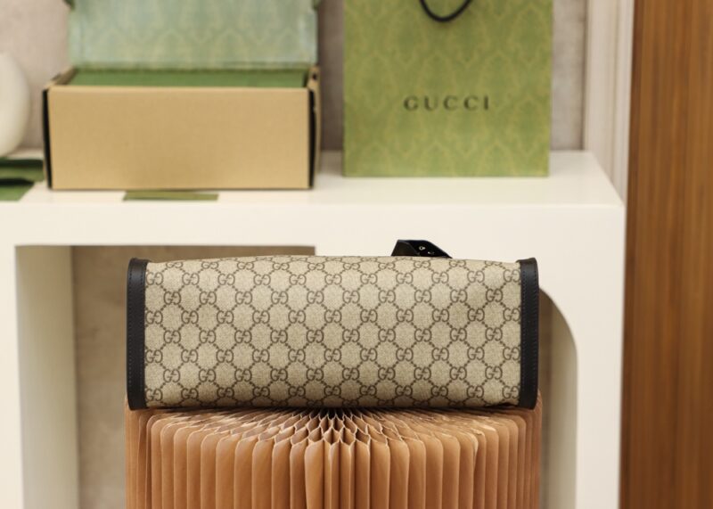 Gucci Padlock medium shoulder bag - Image 6