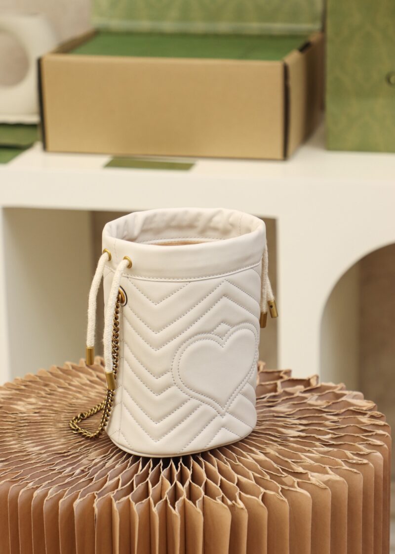 Gucci GG Marmont mini bucket bag White - Image 6