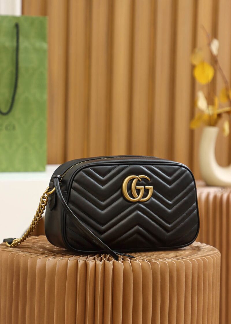 Gucci GG Marmont small shoulder bag Black - Image 4