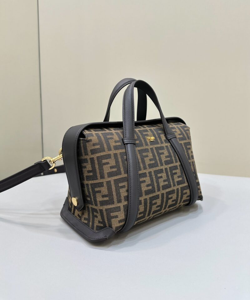 Fendi Boston 365bag in Black - Image 2