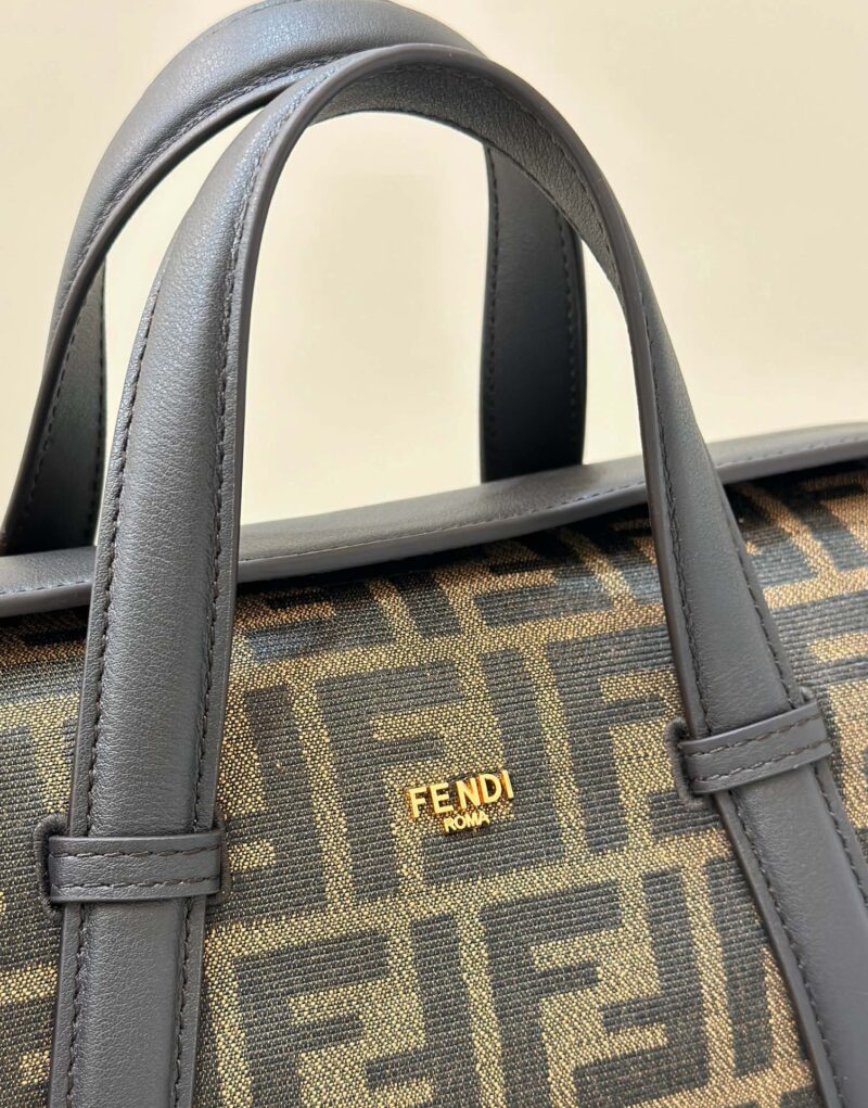 Fendi Boston 365bag in Black - Image 5