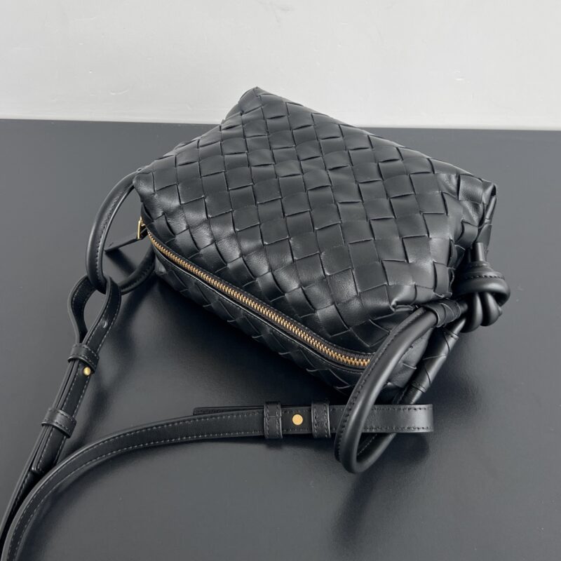 Bottega Veneta Top Handle Loop Black - Image 3