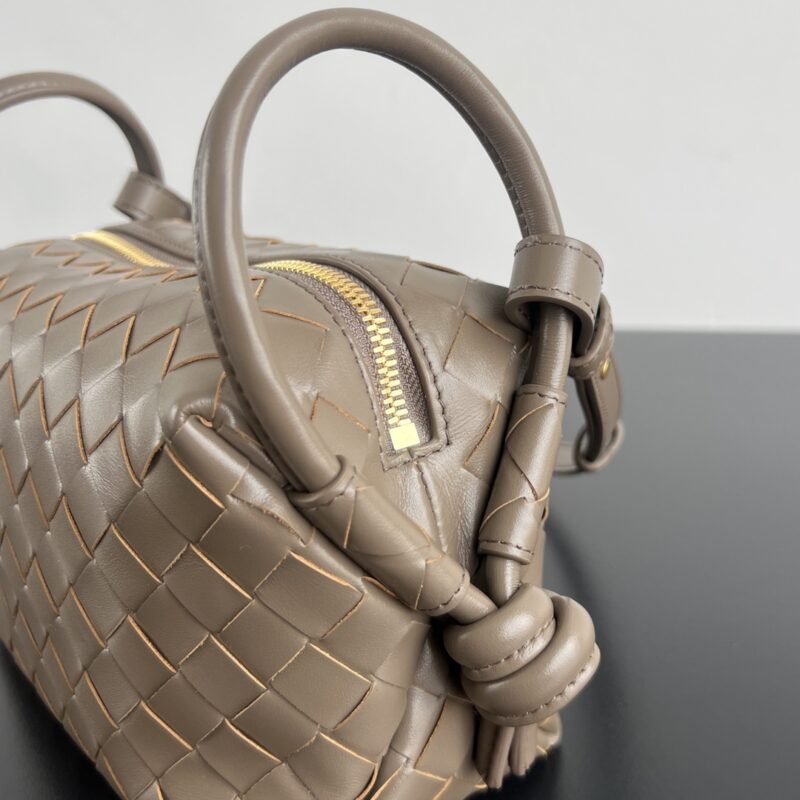 Bottega Veneta Top Handle Loop Pinecone - Image 4