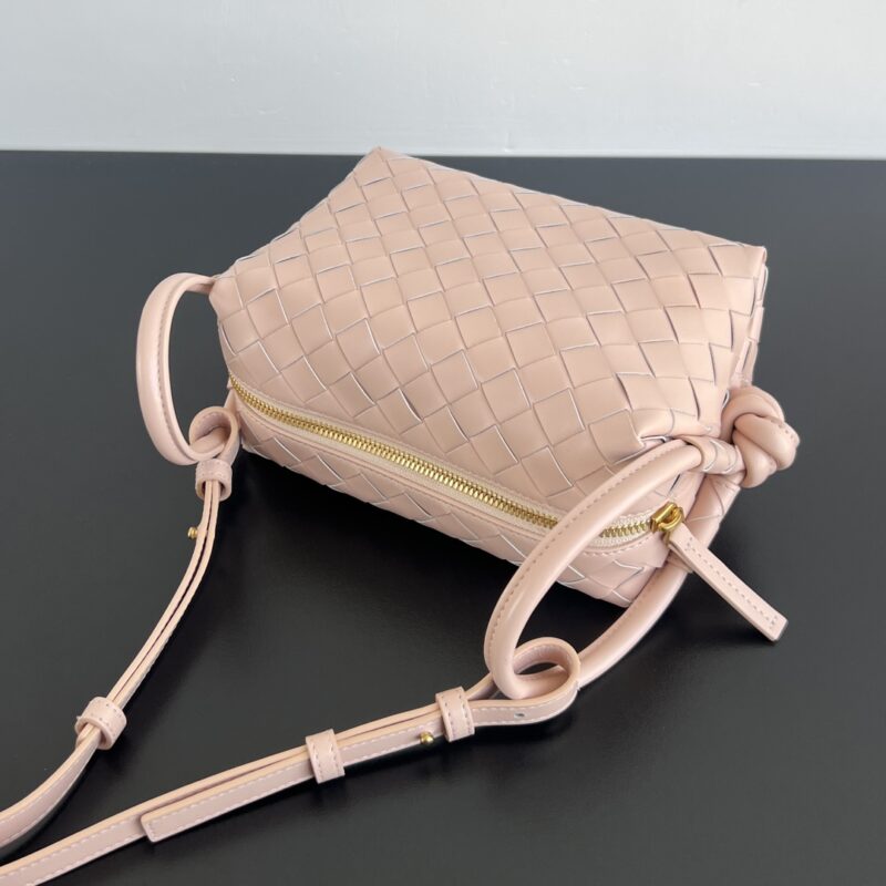 Bottega Veneta Top Handle Loop Cameo - Image 8