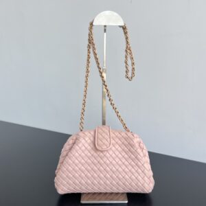 Replica Bottega Veneta Small Lauren 1980 Cameo Bag – Luxurious Intrecciato Weave and Timeless Design