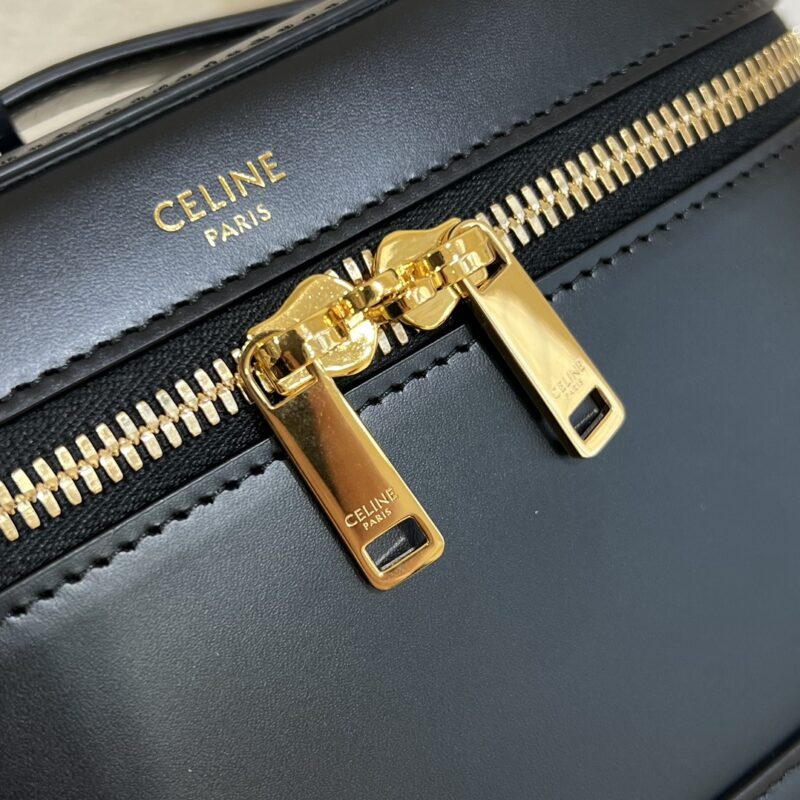 CELINE VANITY in Natural Calfskin Black - Image 3