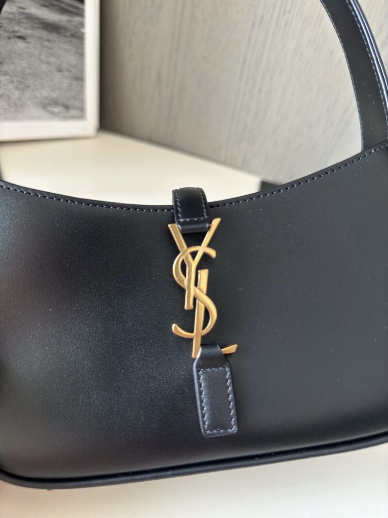 YSL MINI LE 5 À 7 IN SMOOTH LEATHER Black - Image 9