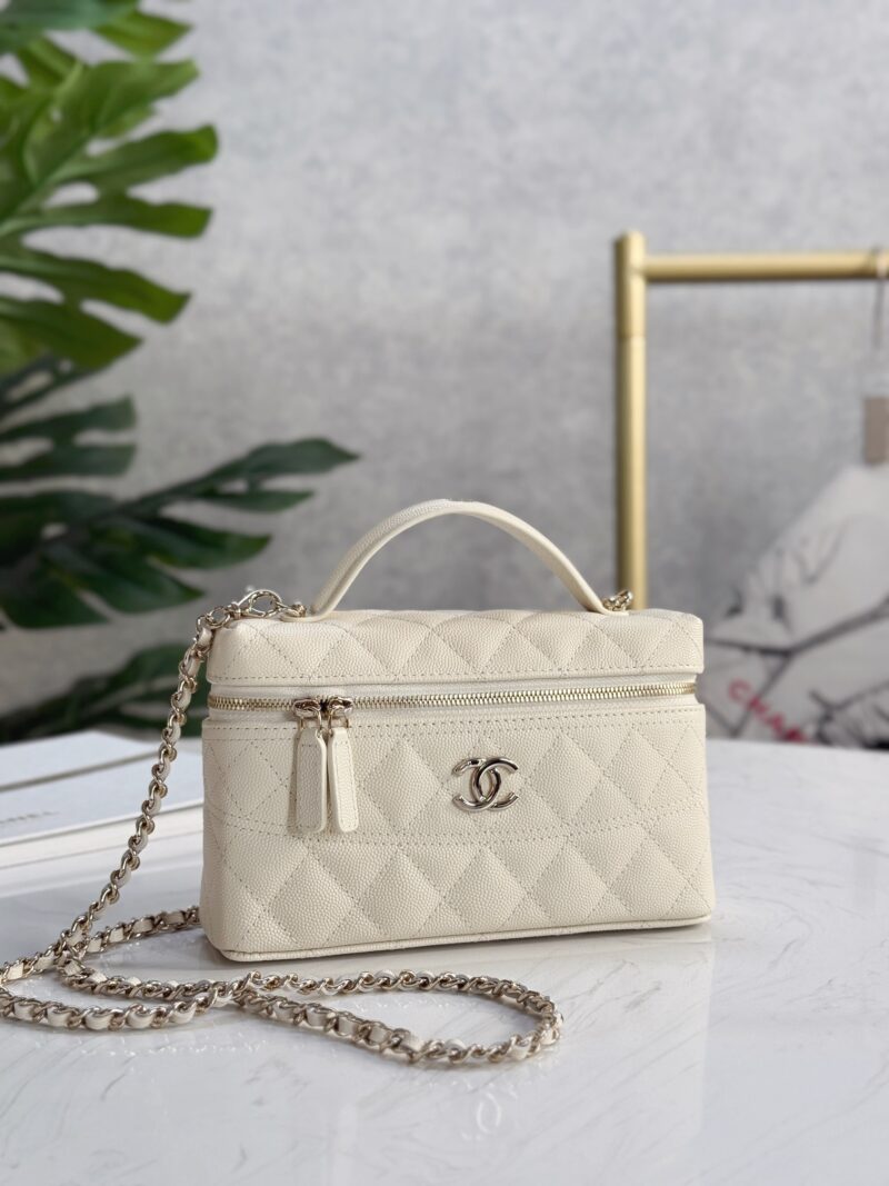 Chanel 25C Long Vanity with Chain Beige - Image 5