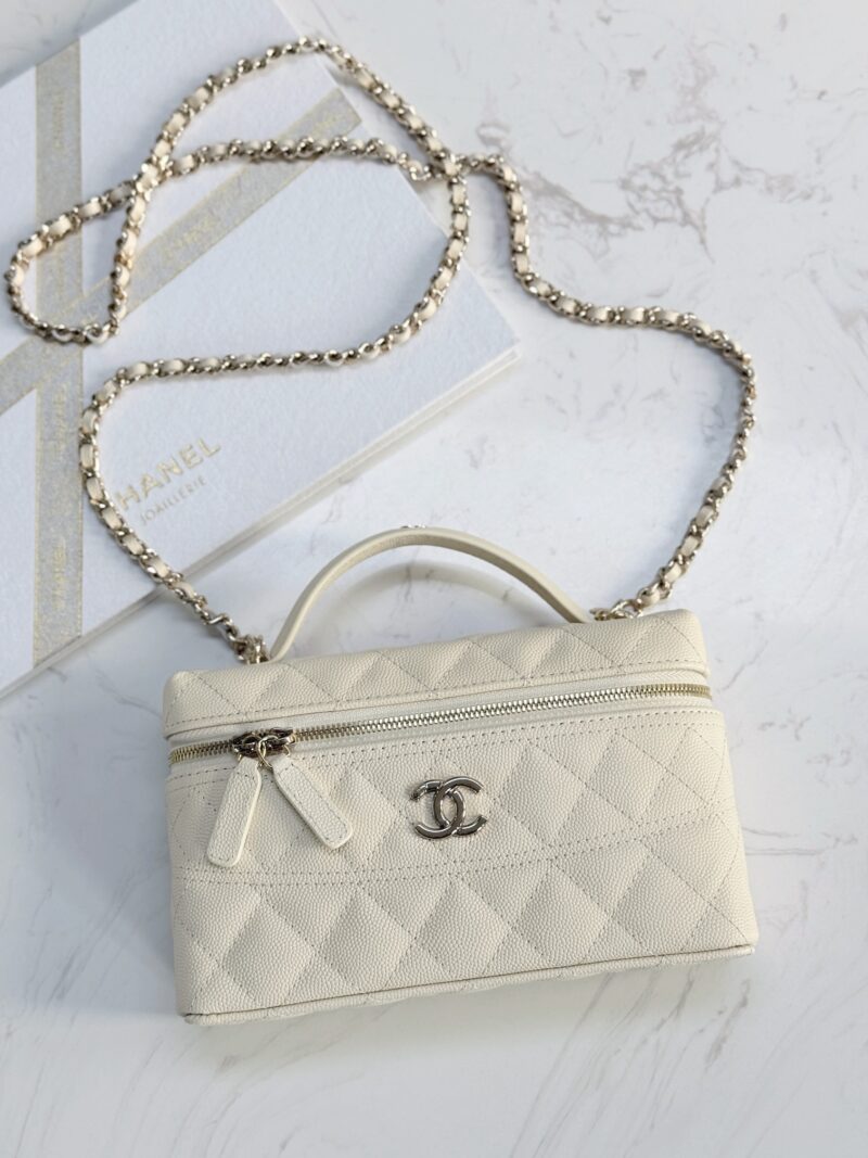 Chanel 25C Long Vanity with Chain Beige - Image 6