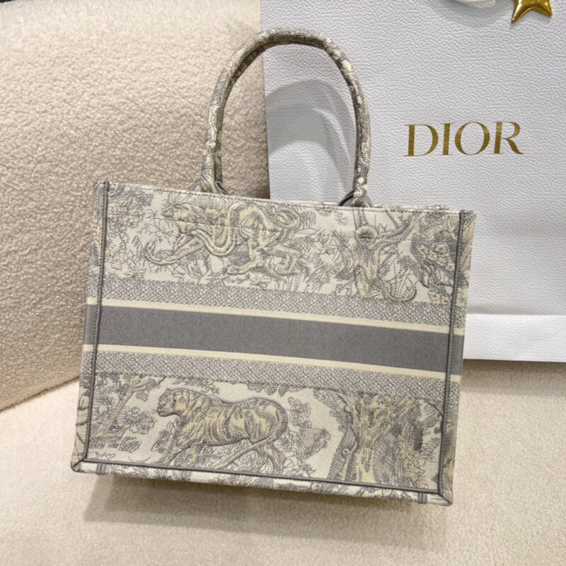 Medium Dior Book Tote Ecru and Gray Toile de Jouy Embroidery - Image 6