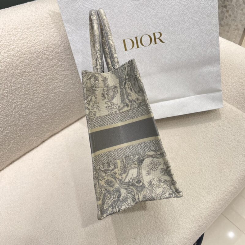 Medium Dior Book Tote Ecru and Gray Toile de Jouy Embroidery - Image 8