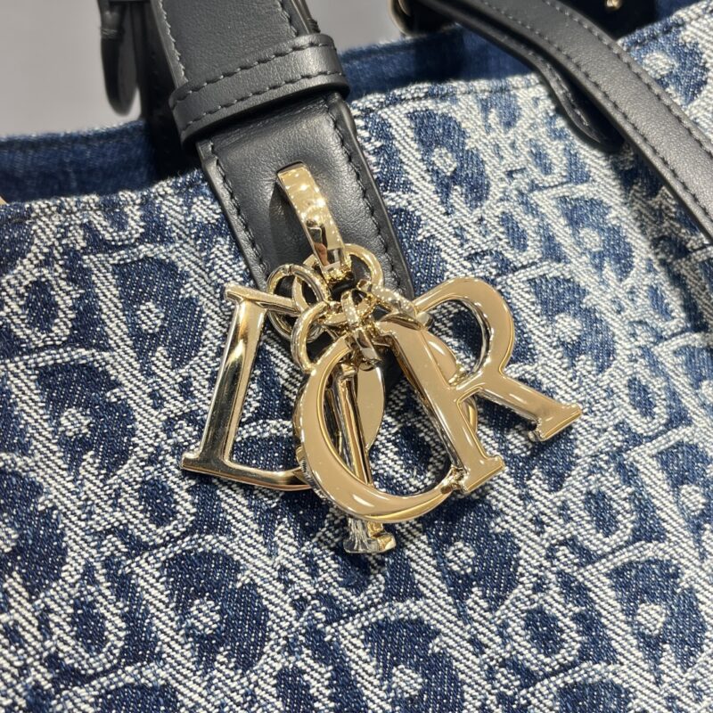 Medium Dior Toujours Bag Blue Denim Dior Oblique Jacquard - Image 7