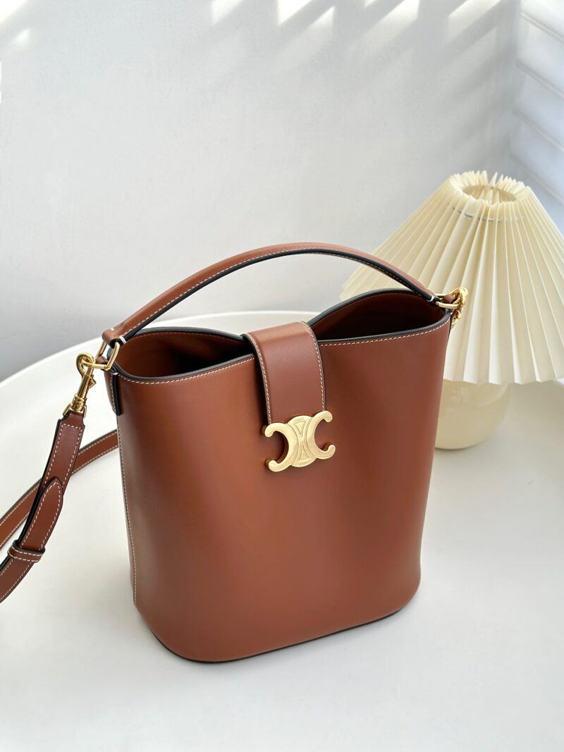 Celine MEDIUM LOUISE BAG in SMOOTH CALFSKIN Tan - Image 4