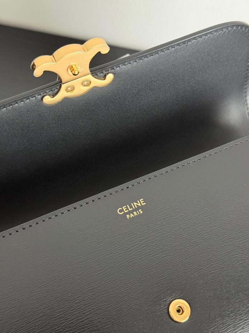 Celine LARGE WALLET TRIOMPHE in Shiny calfskin - Image 3