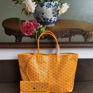 Replica Goyard Saint Louis PM Bag Yellow – Iconic Goyardine Canvas with Hand-Painted Chevron Pattern