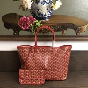 Replica Goyard Saint Louis PM Bag Burgundy – Iconic Goyardine Canvas with Hand-Painted Chevron Pattern in Burgundy