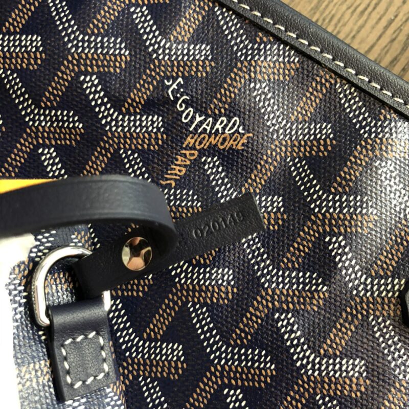 Goyard Saint Louis PM Bag Navy - Image 8