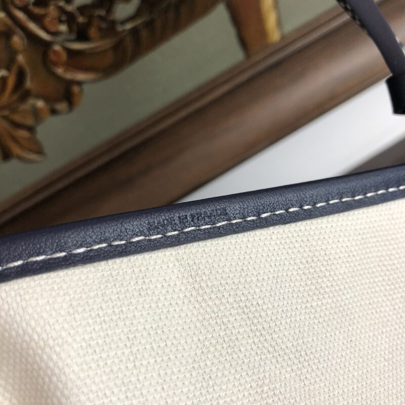 Goyard Saint Louis PM Bag Navy - Image 9