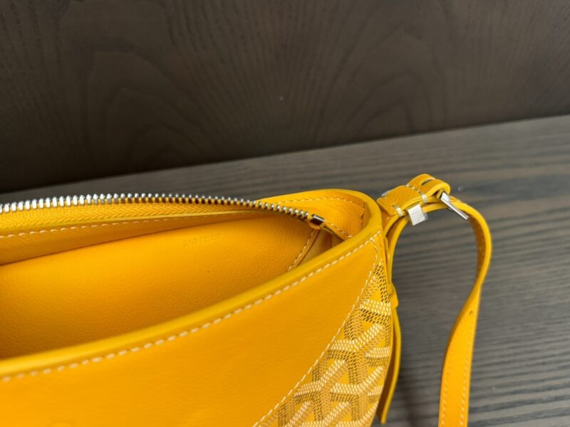 Goyard Yellow Hirondelle bag - Image 4