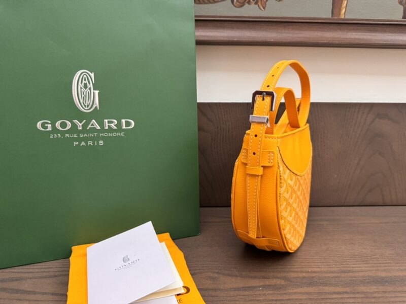 Goyard Yellow Hirondelle bag - Image 9