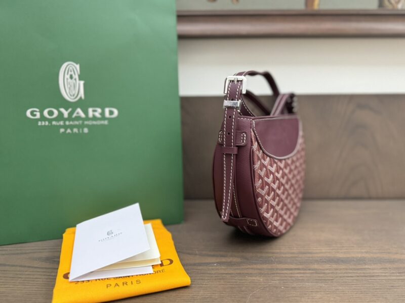 Goyard Burgundy Hirondelle bag - Image 8