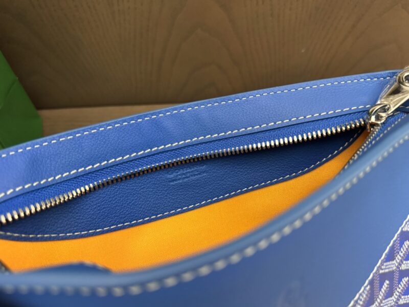 Goyard Blue Hirondelle bag - Image 8