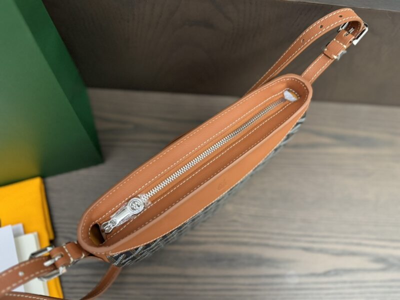 Goyard Tan Hirondelle bag - Image 6