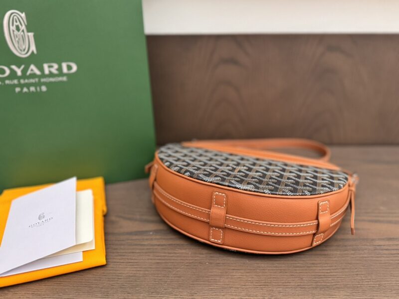 Goyard Tan Hirondelle bag - Image 9