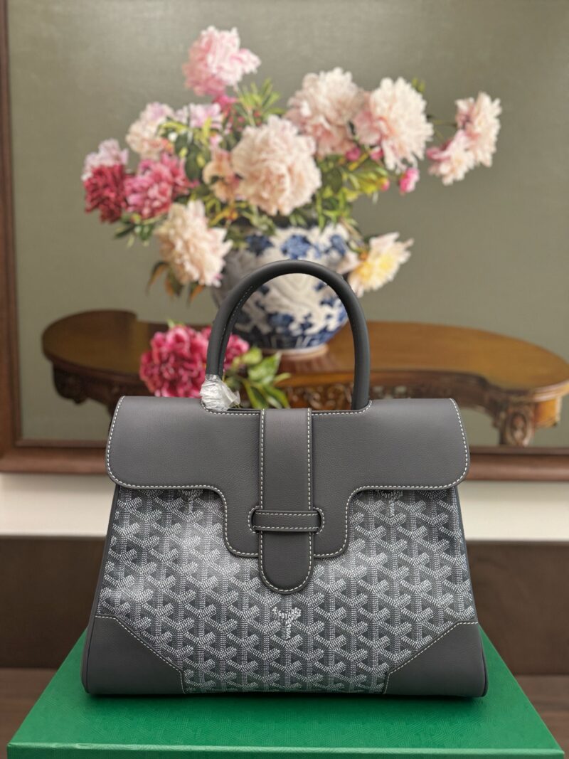 Replica Goyard Saïgon Tote Bag Grey Front View