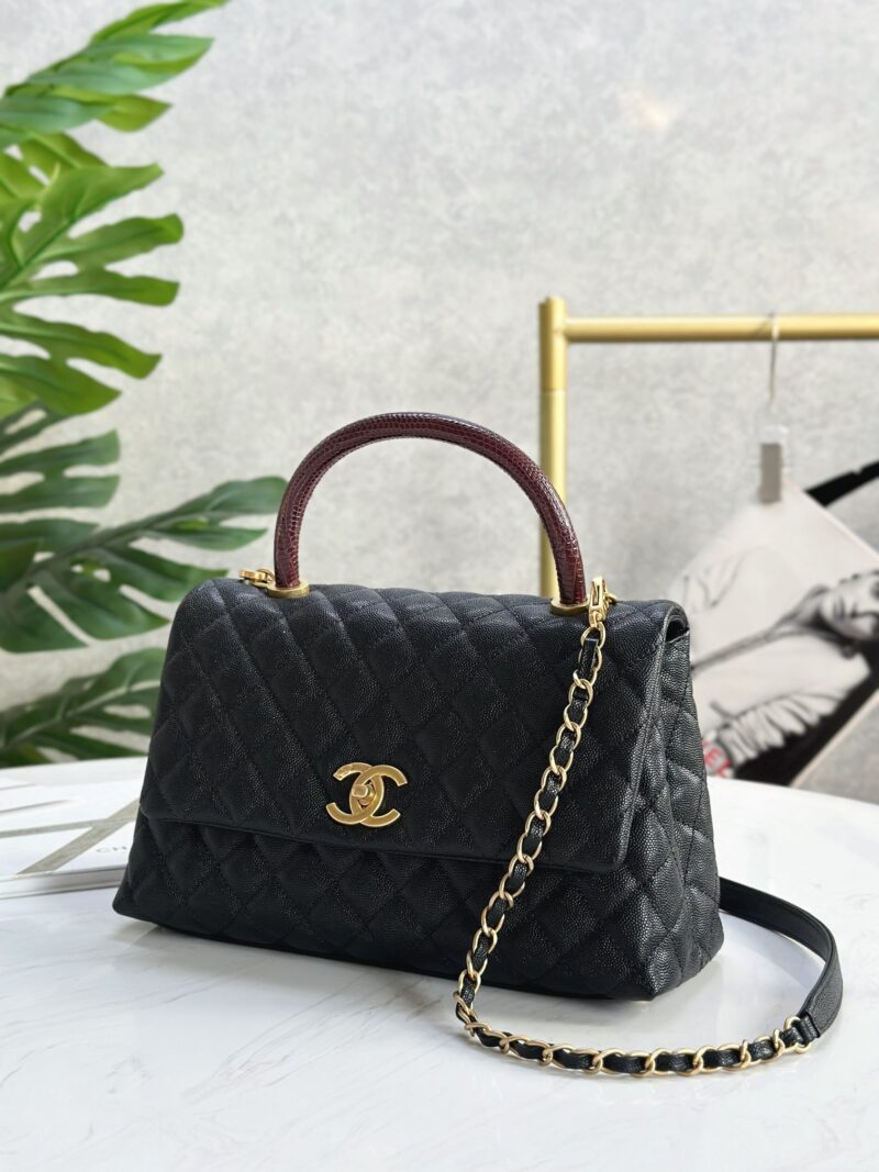 Chanel medium coco handle bag - Image 4