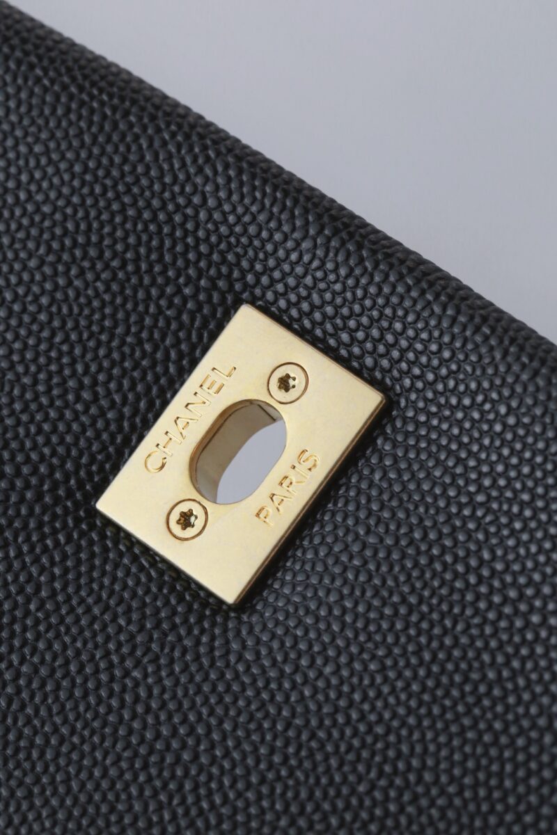 Chanel medium coco handle bag - Image 11