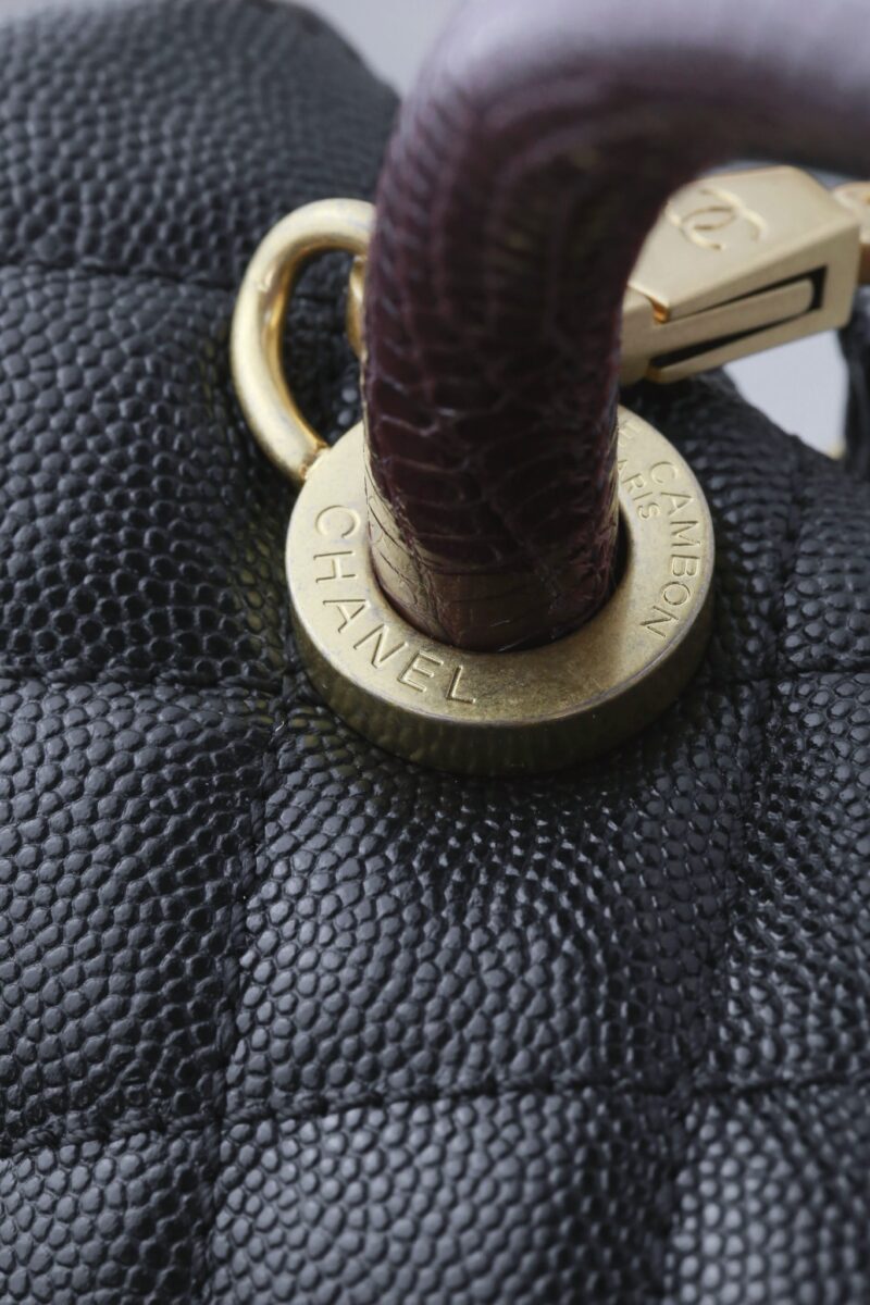 Chanel medium coco handle bag - Image 13